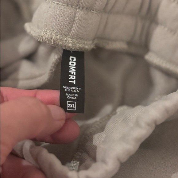 NWT Comfrt Men's Joggers Sweatpants. Stone. 2XL - Picture 6 of 9